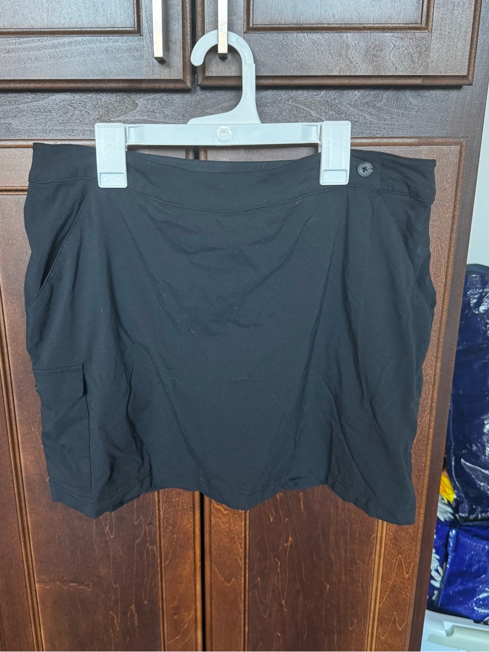 Columbia PFG Omni-Freeze Advanced Cooling Black Athletic Cargo Skort Size 10